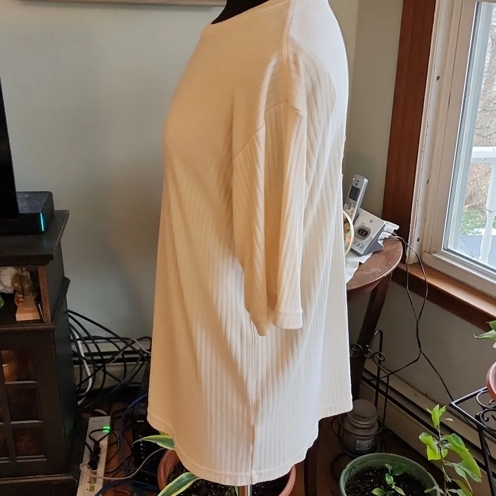 Claiborne women's tan shirt size XL - Picture 3 of 7